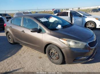  Salvage Kia Forte