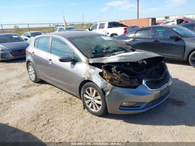  Salvage Kia Forte