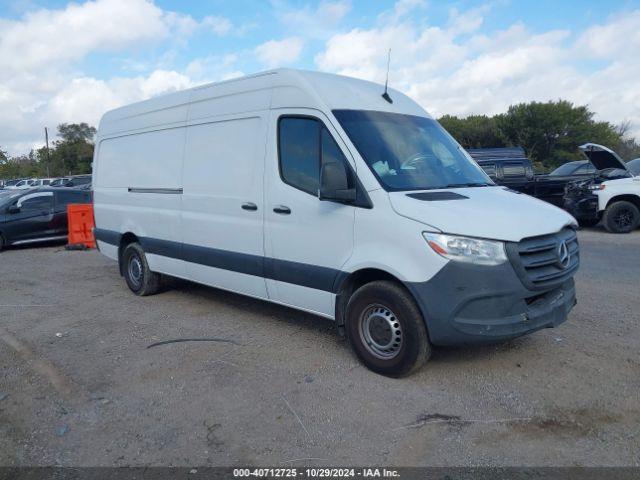  Salvage Mercedes-Benz Sprinter 2500