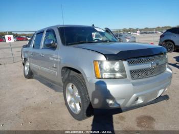  Salvage Chevrolet Avalanche 1500