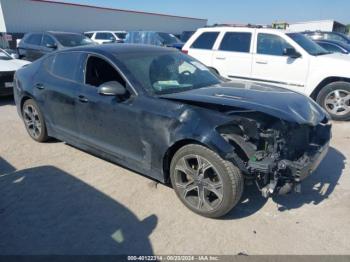  Salvage Kia Stinger