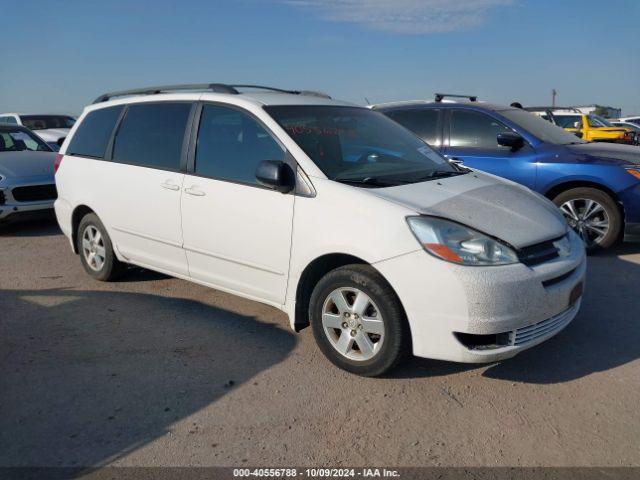  Salvage Toyota Sienna