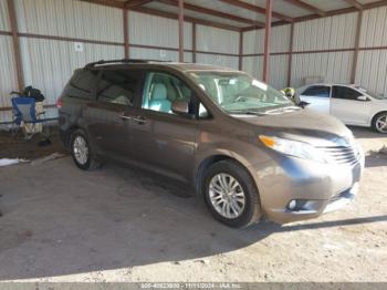  Salvage Toyota Sienna