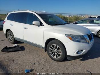  Salvage Nissan Pathfinder