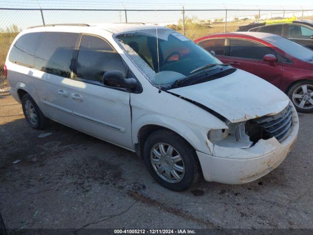  Salvage Chrysler Town & Country