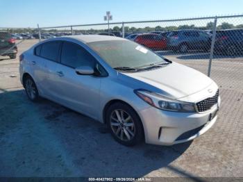  Salvage Kia Forte