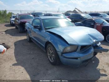  Salvage Ford Mustang