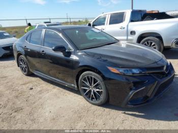  Salvage Toyota Camry