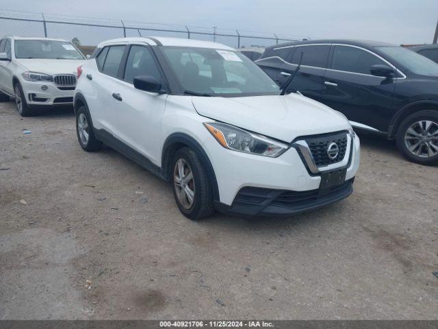  Salvage Nissan Kicks