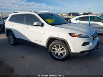  Salvage Jeep Cherokee