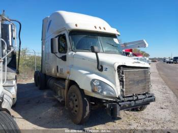  Salvage Freightliner Cascadia 125