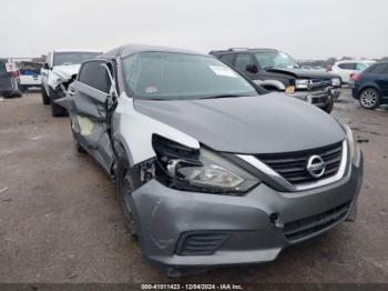  Salvage Nissan Altima