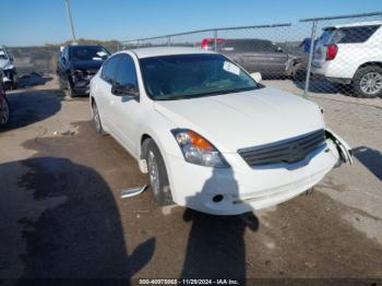  Salvage Nissan Altima