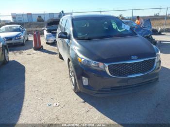  Salvage Kia Sedona