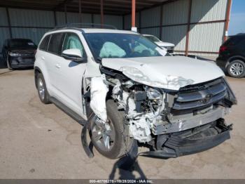  Salvage Toyota Highlander