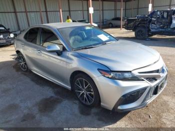  Salvage Toyota Camry