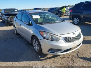  Salvage Kia Forte