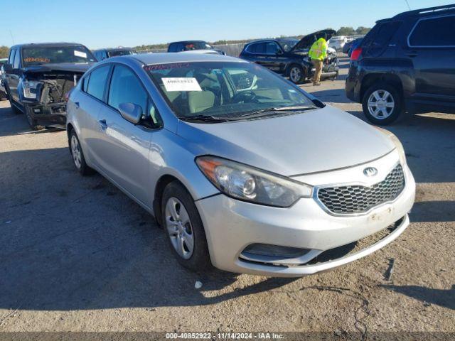  Salvage Kia Forte