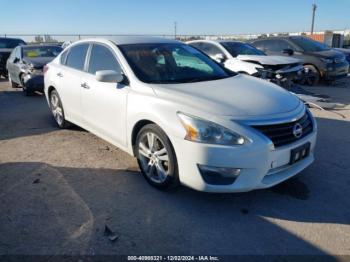  Salvage Nissan Altima