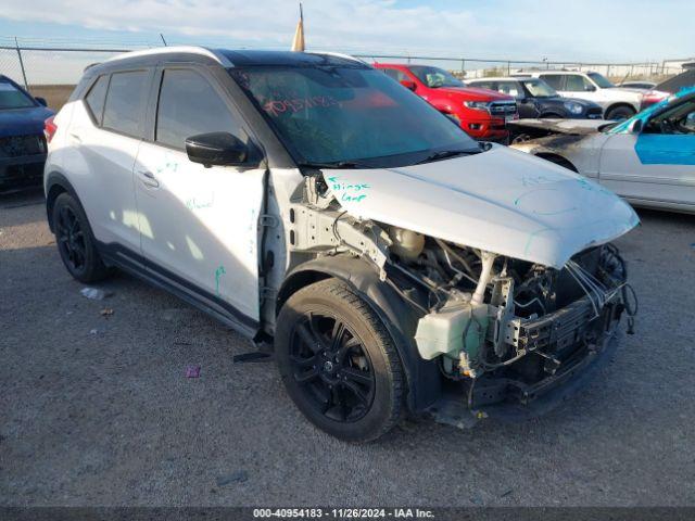  Salvage Nissan Kicks