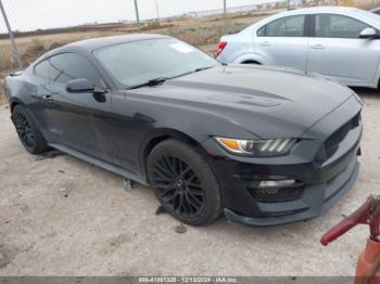  Salvage Ford Mustang