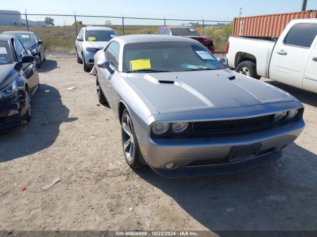  Salvage Dodge Challenger