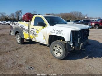  Salvage Chevrolet Silverado 2500