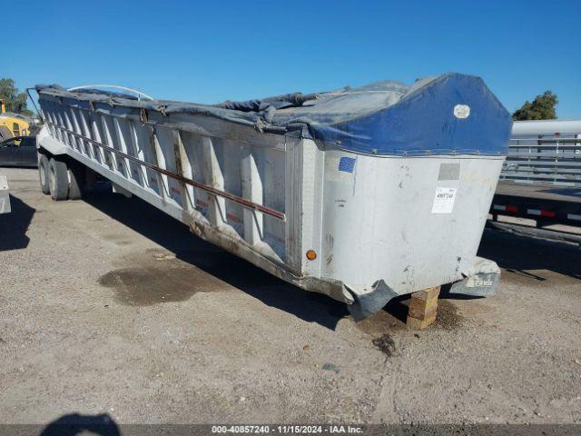  Salvage Travis Body & Trailer