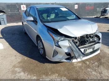  Salvage Toyota Prius