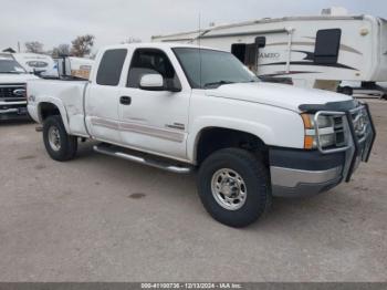  Salvage Chevrolet Silverado 2500