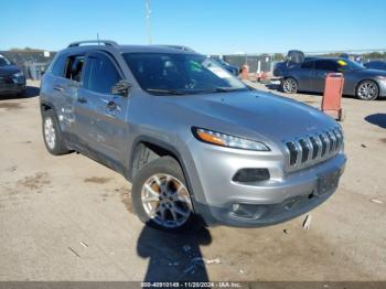  Salvage Jeep Cherokee