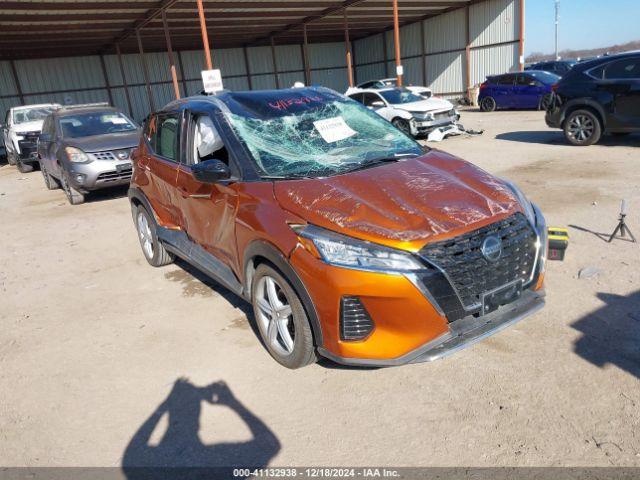  Salvage Nissan Kicks