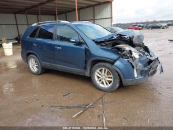  Salvage Kia Sorento