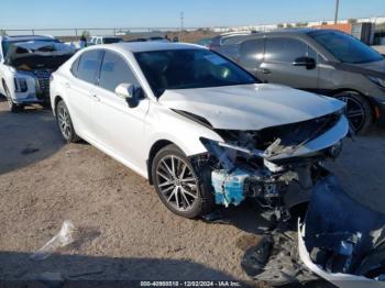  Salvage Toyota Camry