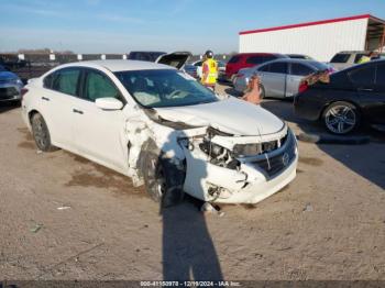  Salvage Nissan Altima