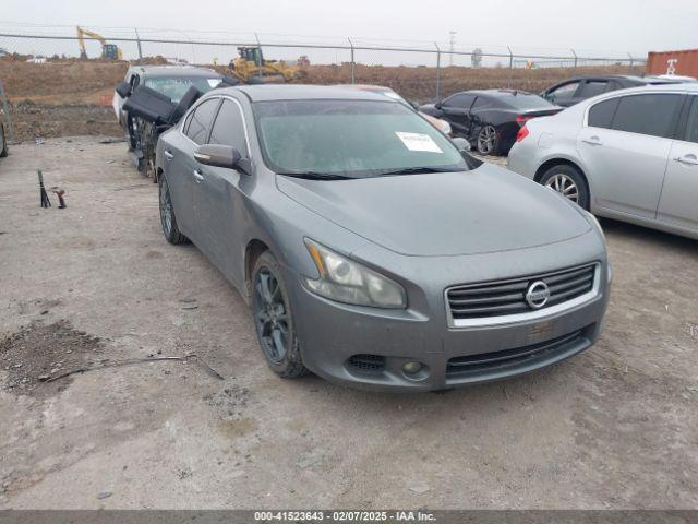  Salvage Nissan Maxima