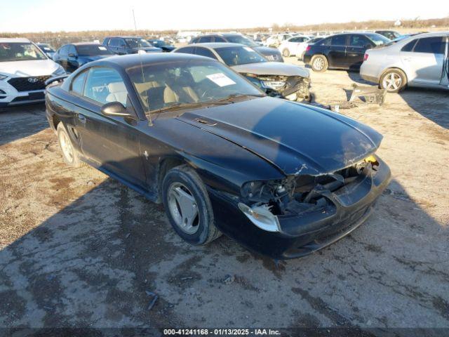  Salvage Ford Mustang