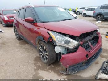  Salvage Nissan Kicks