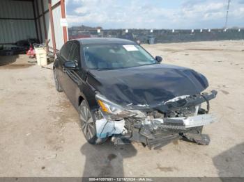  Salvage Nissan Altima