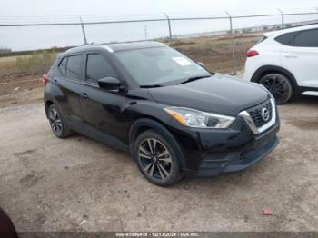  Salvage Nissan Kicks