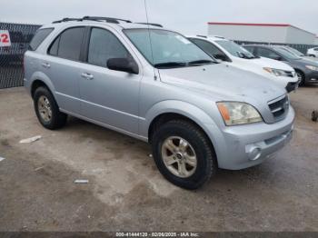  Salvage Kia Sorento