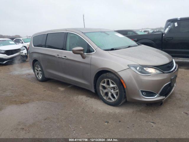  Salvage Chrysler Pacifica