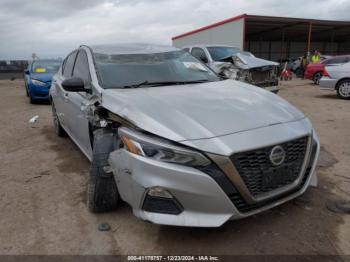  Salvage Nissan Altima