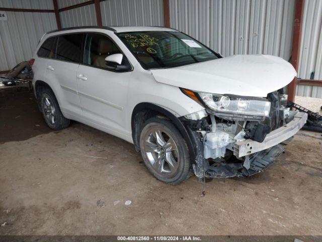  Salvage Toyota Highlander