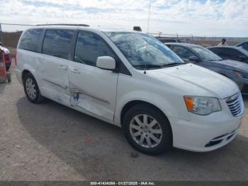  Salvage Chrysler Town & Country