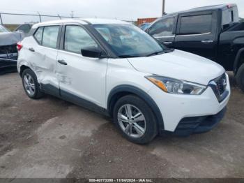  Salvage Nissan Kicks