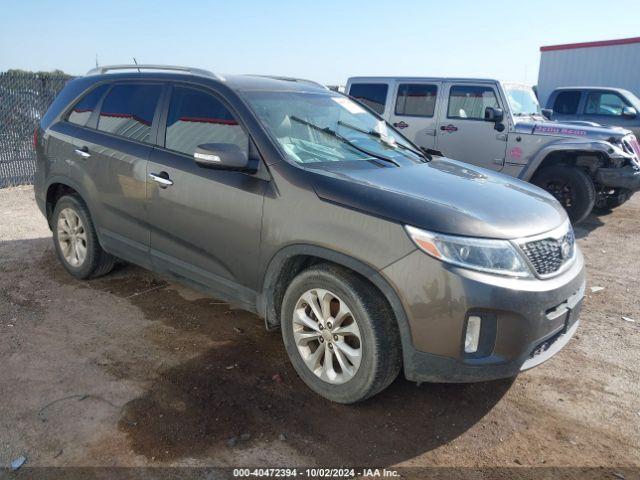  Salvage Kia Sorento