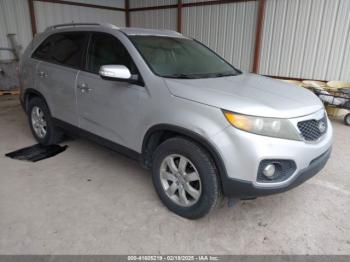  Salvage Kia Sorento