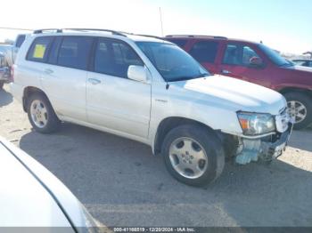  Salvage Toyota Highlander