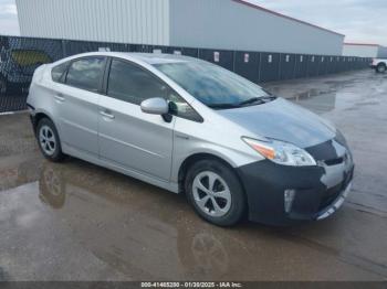  Salvage Toyota Prius